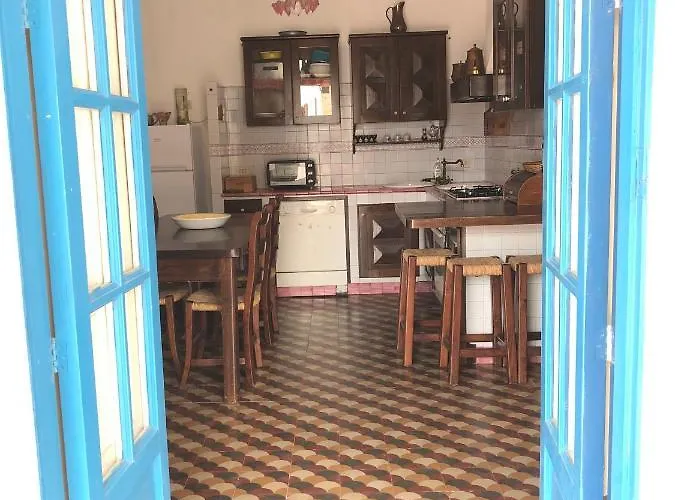 Isola - Centro Storico * Липари