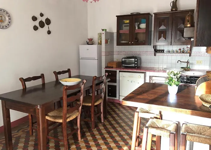 Дом отдыха Isola - Centro Storico