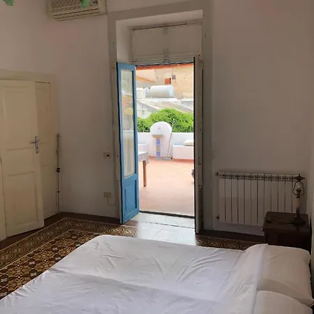 Isola - Centro Storico Ferienhaus